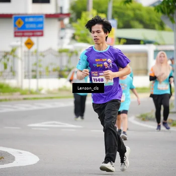 Runner Photo 8289800