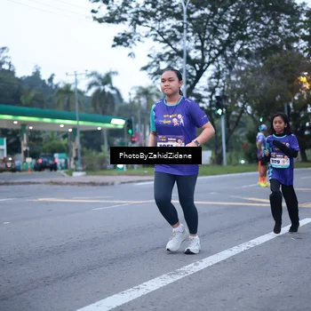 Runner Photo 8289815