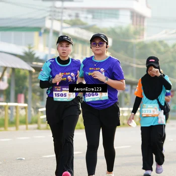 Runner Photo 8289826