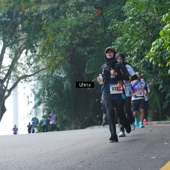 Runner Photo 8289845