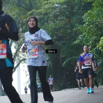 Runner Photo 8289860
