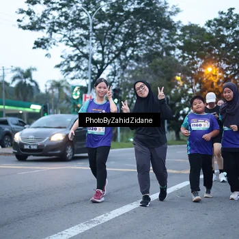 Runner Photo 8289954