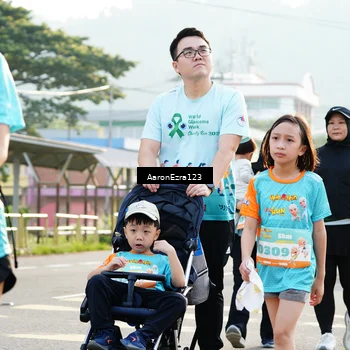 Runner Photo 8290003