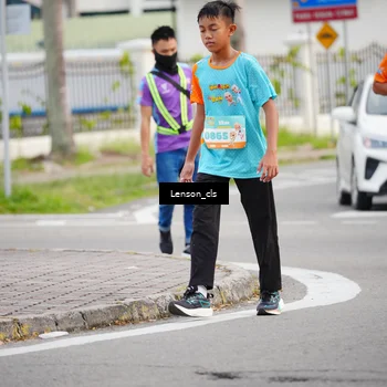 Runner Photo 8290036