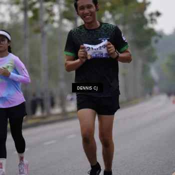 Runner Photo 8290051