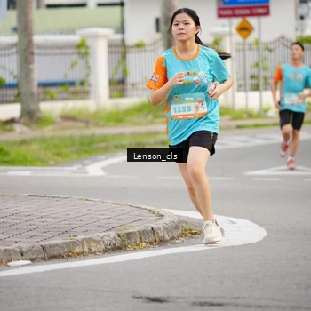 Runner Photo 8290115