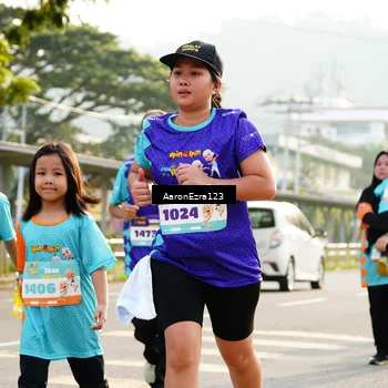 Runner Photo 8290123