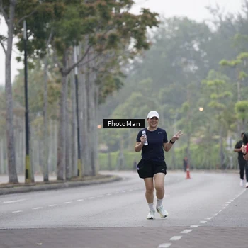 Runner Photo 8290127