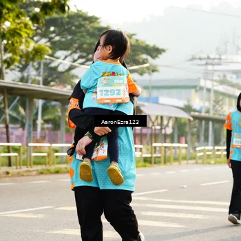 Runner Photo 8290151