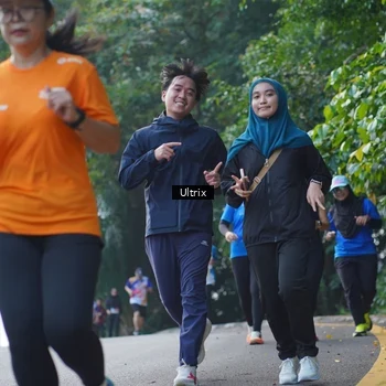 Runner Photo 8290201