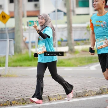 Runner Photo 8290205