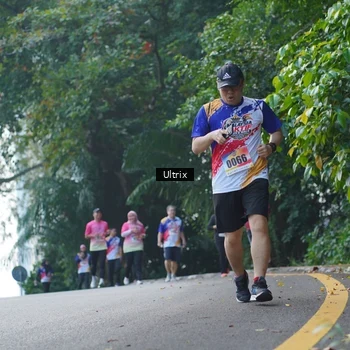 Runner Photo 8290222