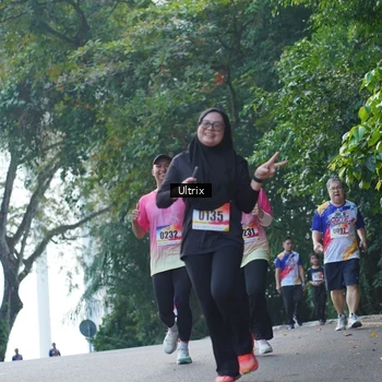 Runner Photo 8290244