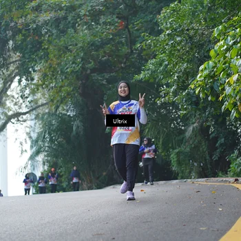 Runner Photo 8290307
