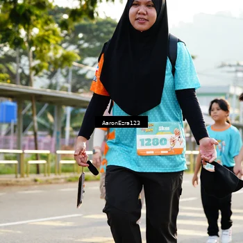 Runner Photo 8290331
