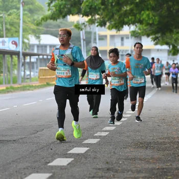 Runner Photo 8290339