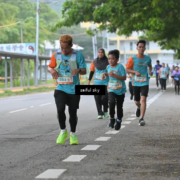 Runner Photo 8290354