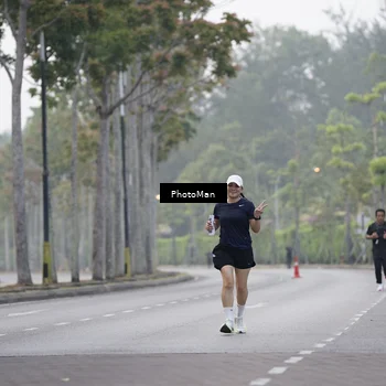 Runner Photo 8290371