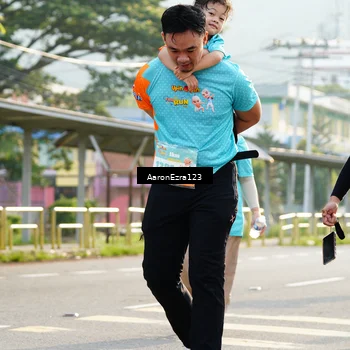 Runner Photo 8290388