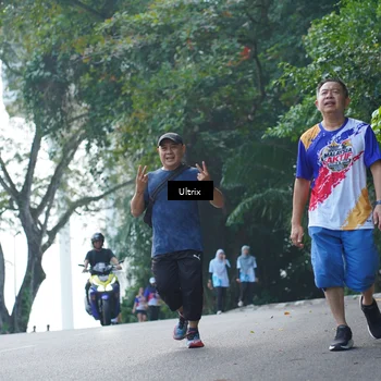 Runner Photo 8290401