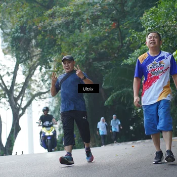 Runner Photo 8290405