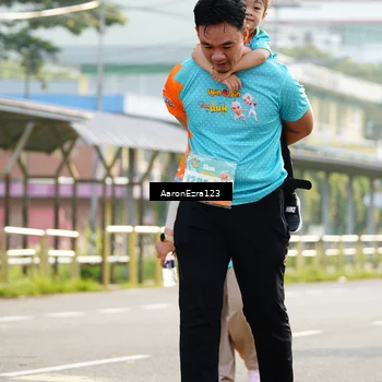 Runner Photo 8290425