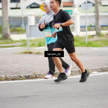 Runner Photo 8290472