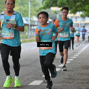 Runner Photo 8290624