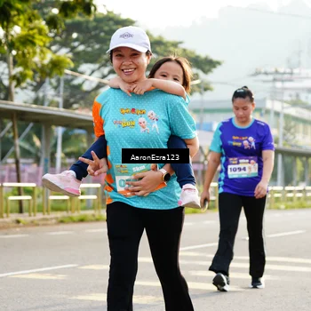 Runner Photo 8290635