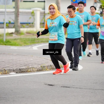 Runner Photo 8290636