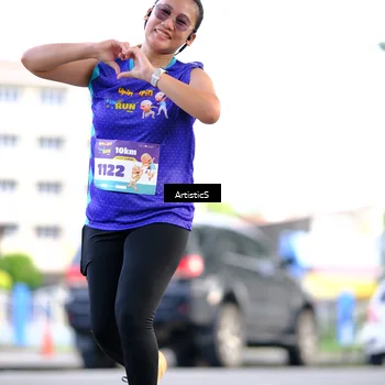 Runner Photo 8290662