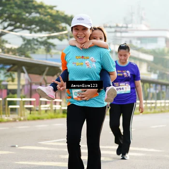 Runner Photo 8290681
