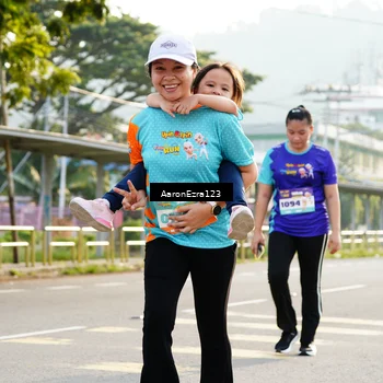 Runner Photo 8290692