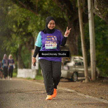 Runner Photo 8290706