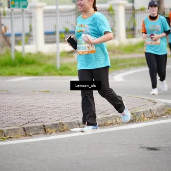 Runner Photo 8290750