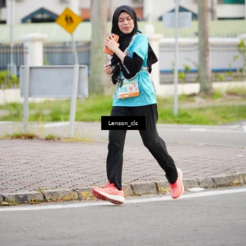 Runner Photo 8290758