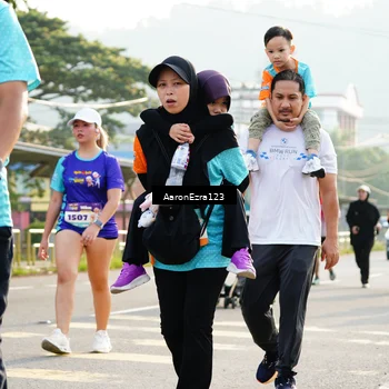 Runner Photo 8290776