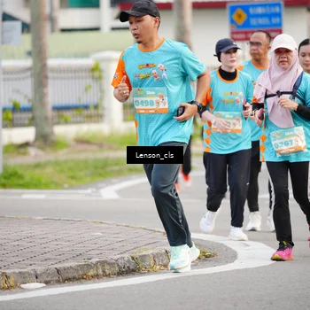 Runner Photo 8290797