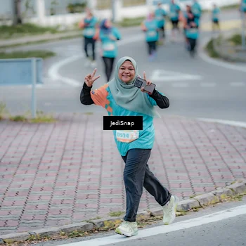 Runner Photo 8290799