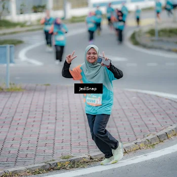 Runner Photo 8290802