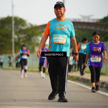Runner Photo 8290804