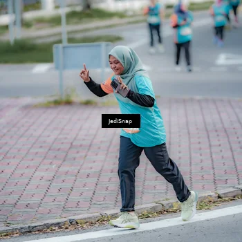 Runner Photo 8290811