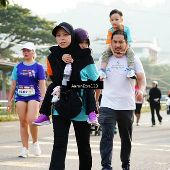 Runner Photo 8290841