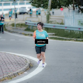 Runner Photo 8290843