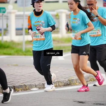 Runner Photo 8290845