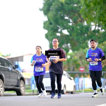 Runner Photo 8290859