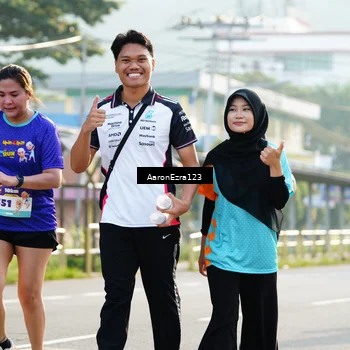 Runner Photo 8290863