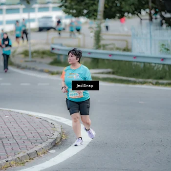 Runner Photo 8290865