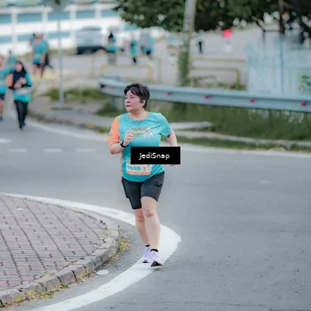 Runner Photo 8290893