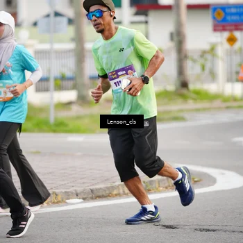 Runner Photo 8290928